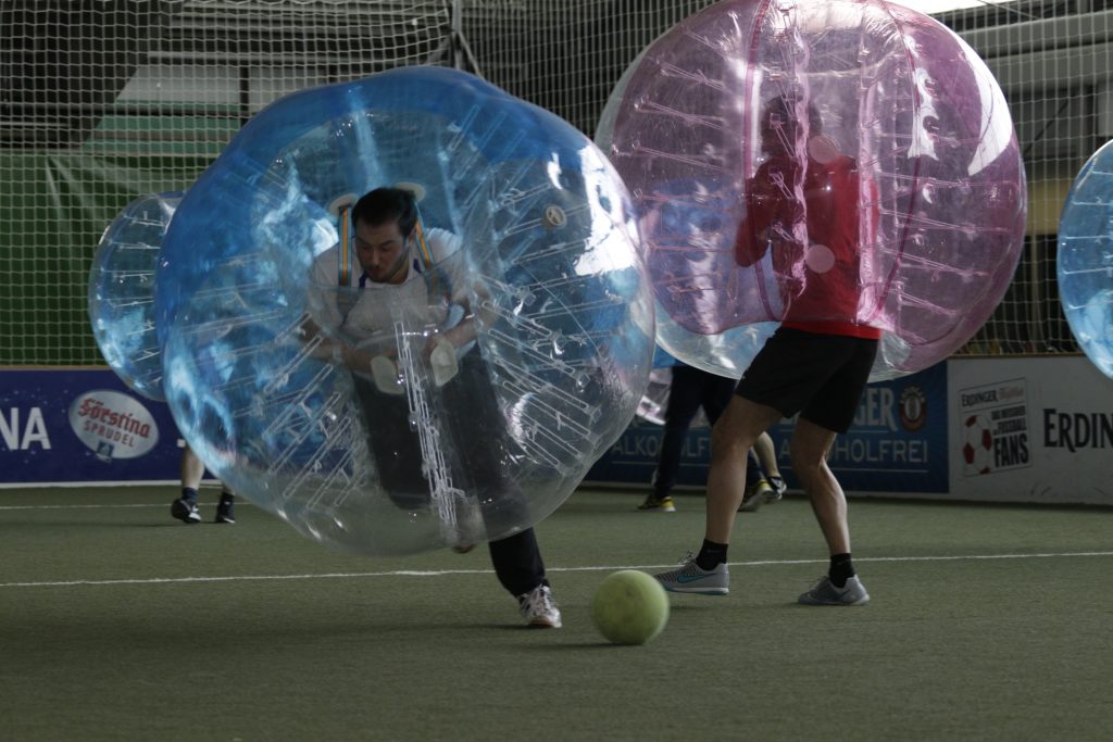 Bubble-Soccer im Sportpark Linden